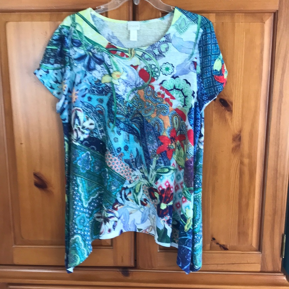 Happy colors! Chico’s casual short sleeve shirt, size 2.